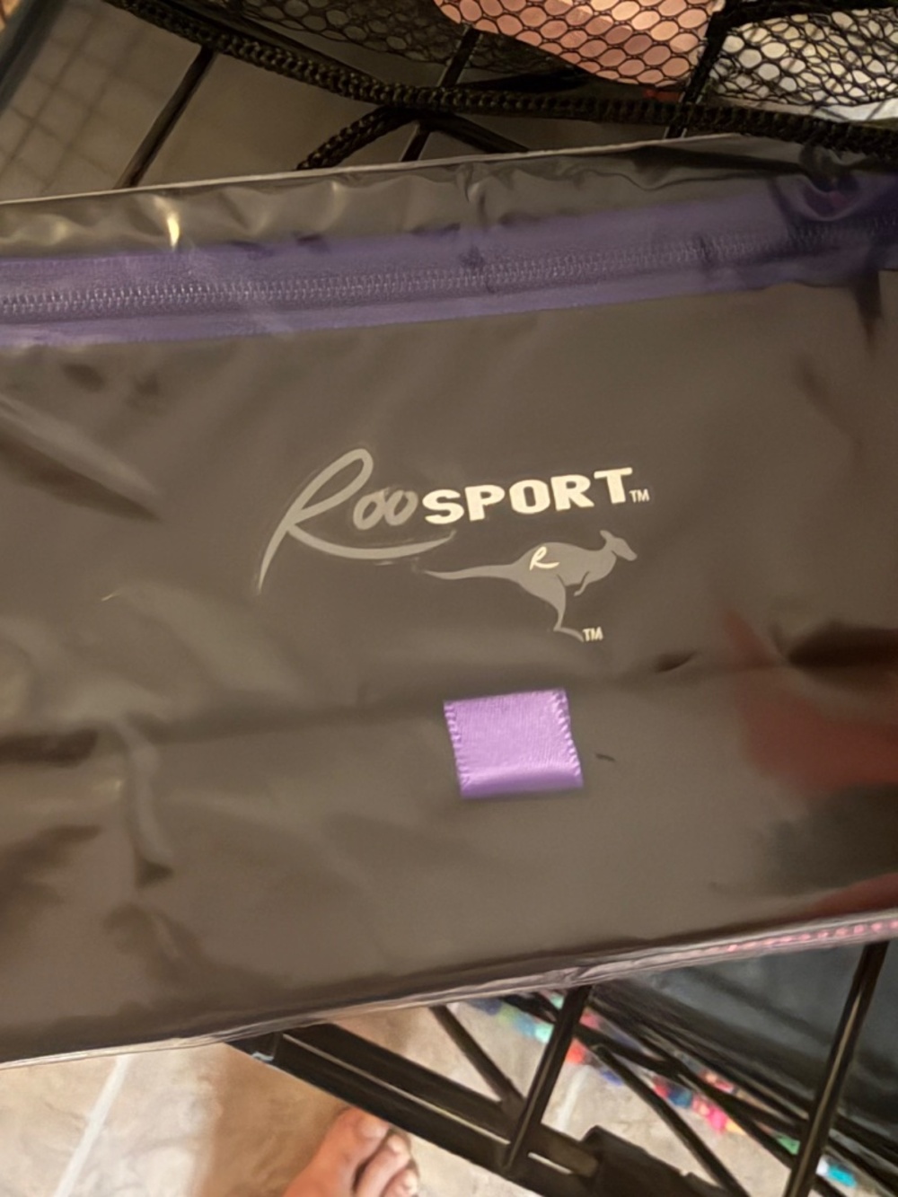 Purple Roosport running/travel pocket